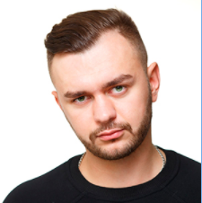 Олександр Шараєвський